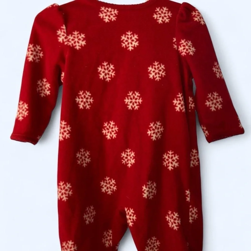 Red Carter's baby sleeper #babyfashion 12M